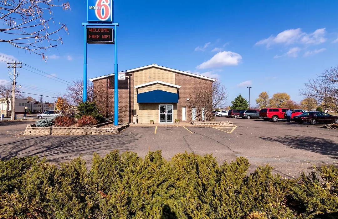 Motel 6-Eau Claire, Wi-1